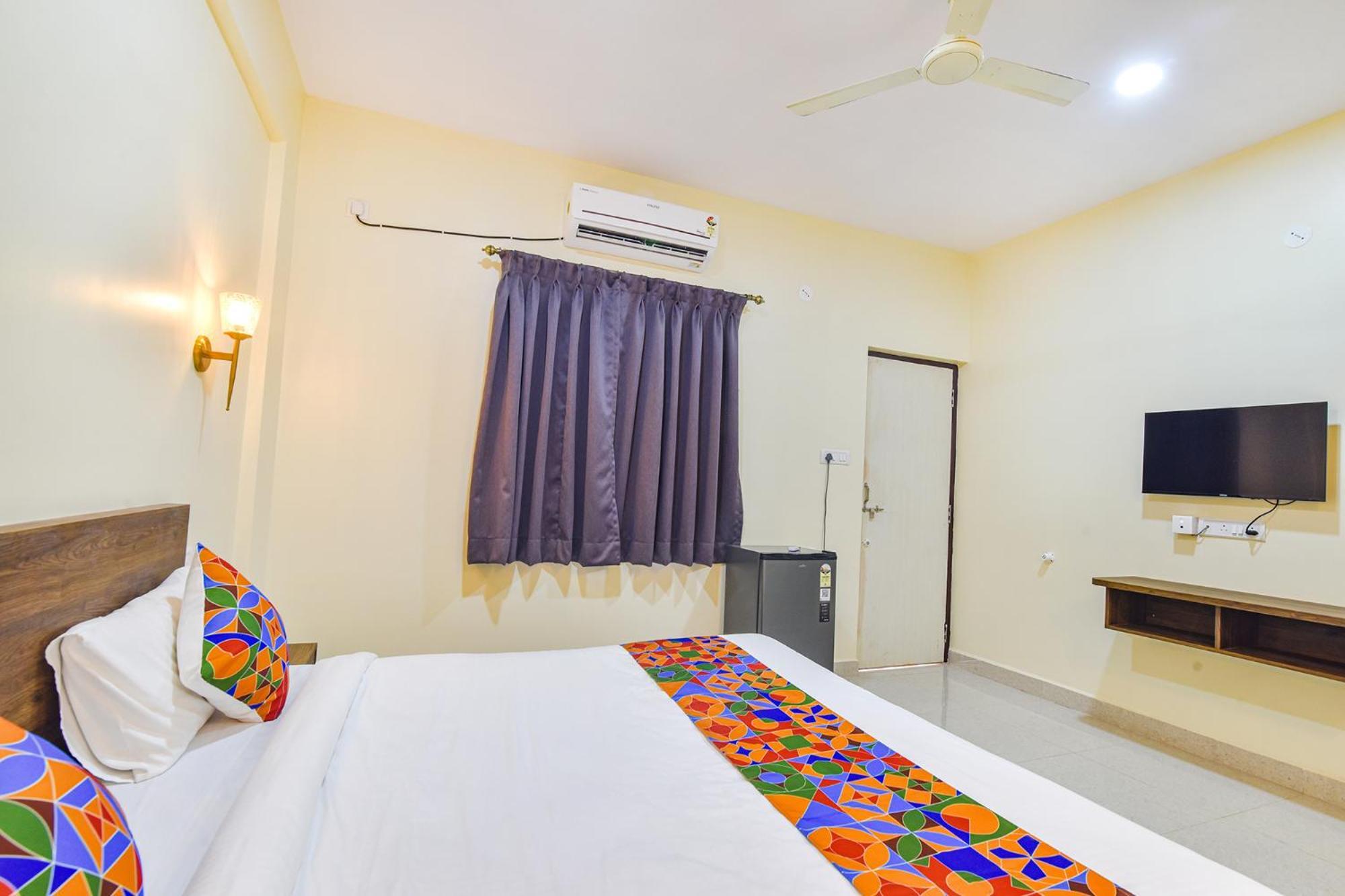 Fabhotel Baga Tulip - 500M From Baga Beach 外观 照片