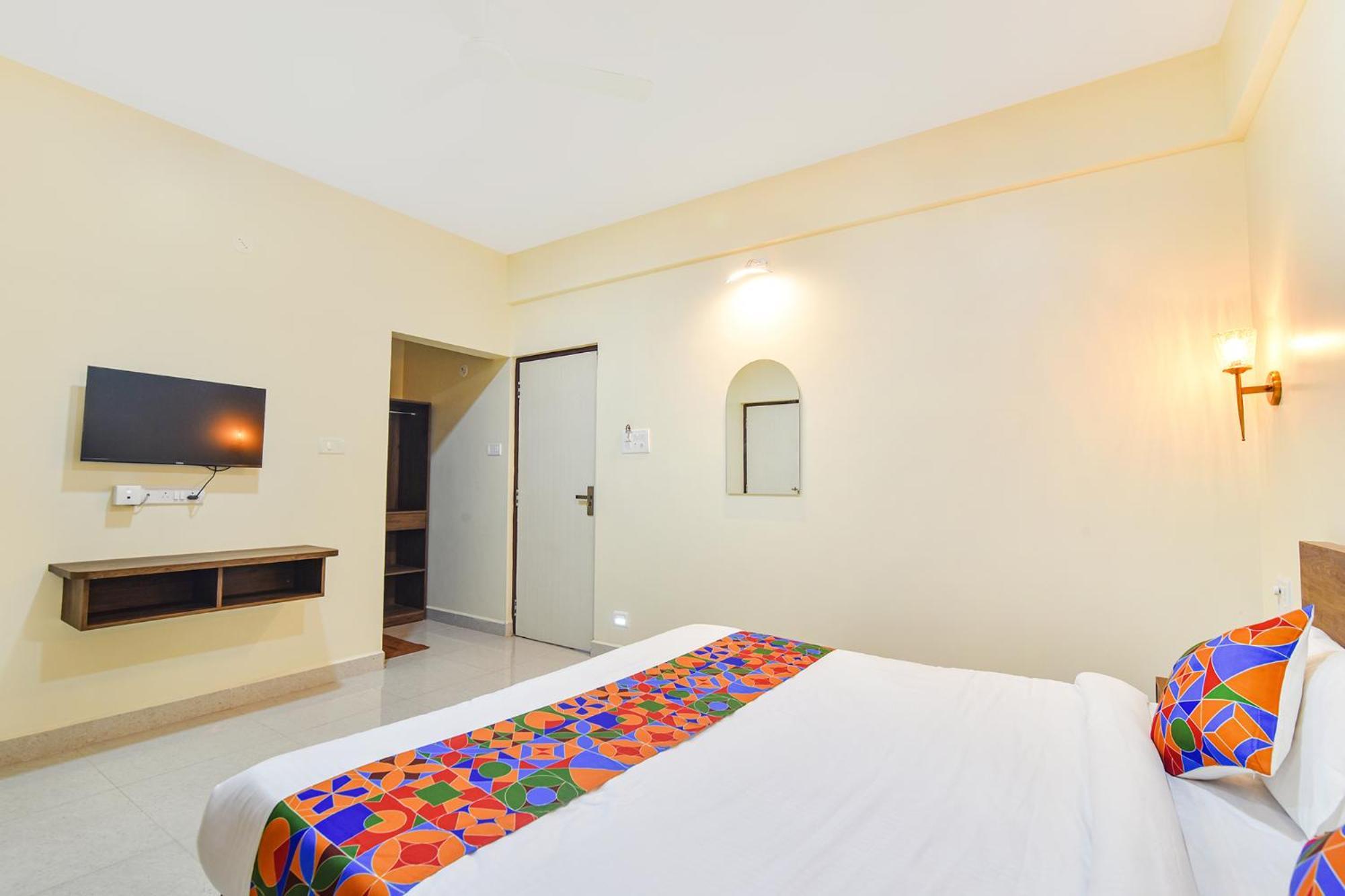 Fabhotel Baga Tulip - 500M From Baga Beach 外观 照片